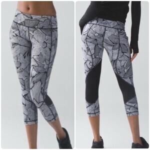 LULULEMON Pace Rival Crop Mid-Rise Yoga Run Leggings Dottie Tribe Print Size 4